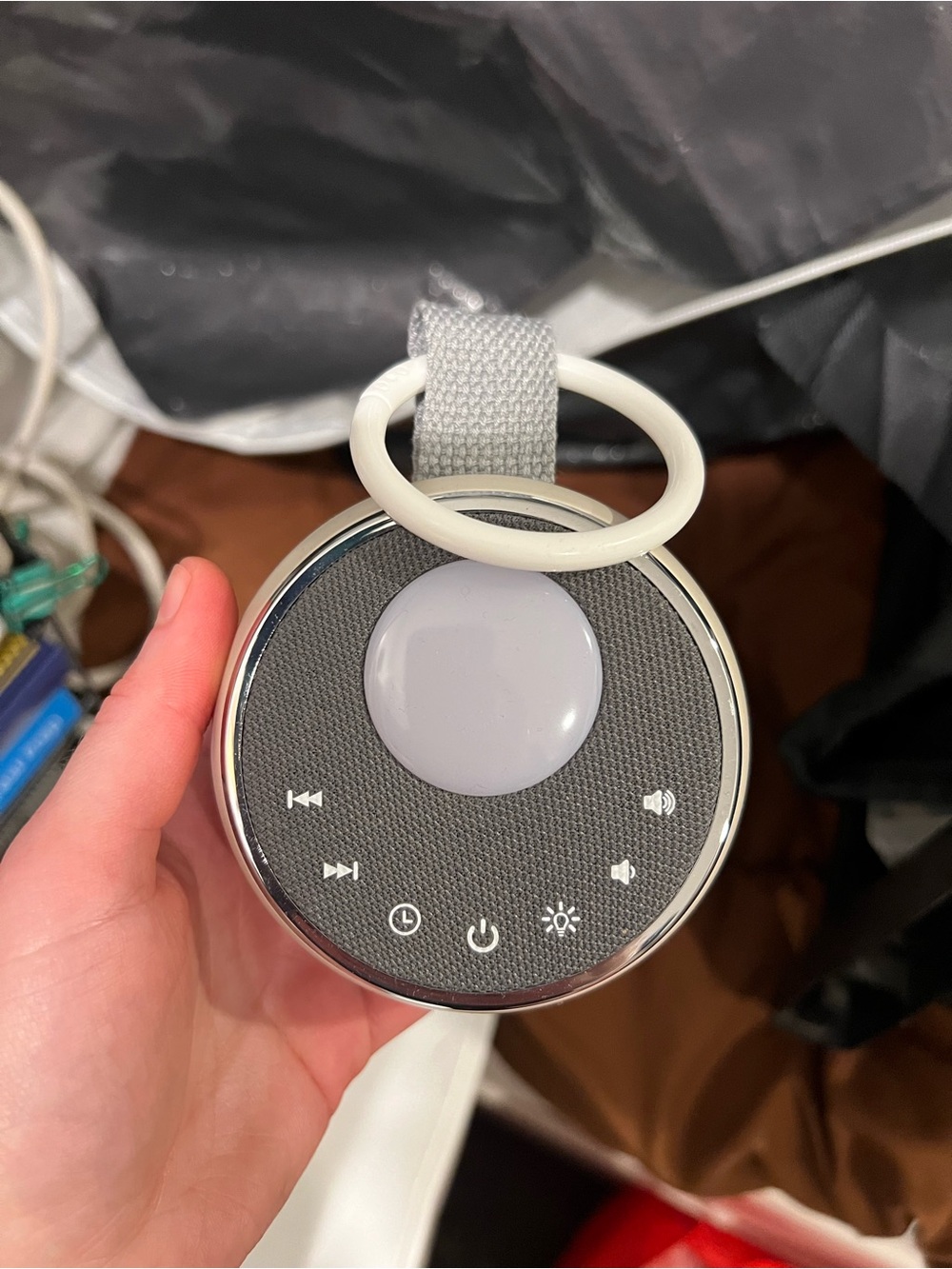 Portable Gray White Noose Machine with Carry Loop